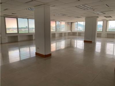 Alquiler, Oficina en 3er piso Edificio Empresarial, Norte de Guayaquil, 262 mt2, 2 dormitorios