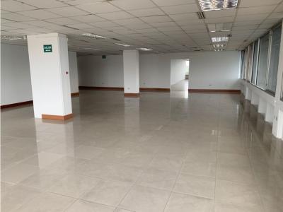 Alquiler, Oficina en 3er piso Edificio Empresarial, Norte de Guayaquil, 308 mt2, 2 dormitorios