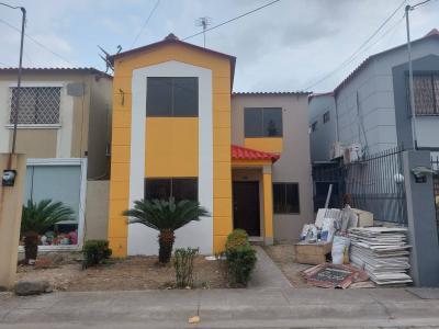 Alquiler de casa en la Urbanización La Joya, primeras Etapas, 4 dormitorios, 123 mt2, 4 dormitorios