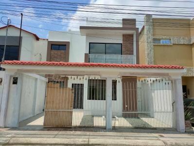 Casa por estrenar de venta en la Urbanización Villa Club, 3 dormitorios., 135 mt2, 3 dormitorios
