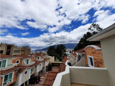 Casa en venta en sector San lucía, Norte de Quito., 200 mt2, 4 dormitorios