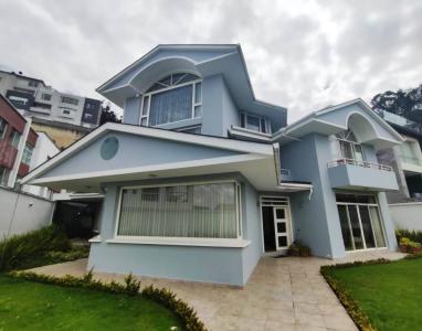 Casa en venta 774 m2 en Cumbayá Urb. Vista Grande, 774 mt2, 4 dormitorios