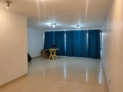 Departamento de venta en Lomas de Urdesa, 3 dormitorios, 1 parqueo cerrado., 148 mt2, 3 dormitorios