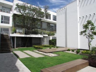 Departamento en venta 140m2 con balcón en Cumbayá, 152 mt2, 3 dormitorios