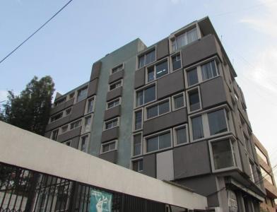 Edificio en Venta 2.100 m2 Av. 6 de Diciembre Sector Multicentro, 2111 mt2, 7 dormitorios