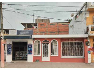 Casa de 1 planta con Local Comercial en Guayacanes, 134 mt2, 3 dormitorios