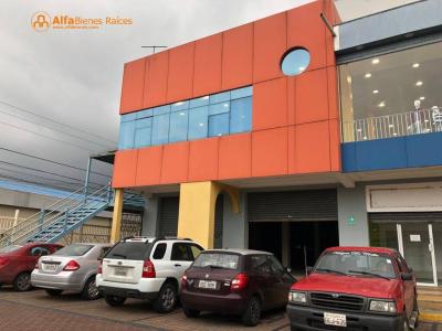 En venta centro comercial  Vía a Daule- Guayaquil, 3 dormitorios